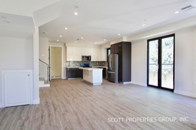 5107 Harold Way, Los Angeles, CA 90027