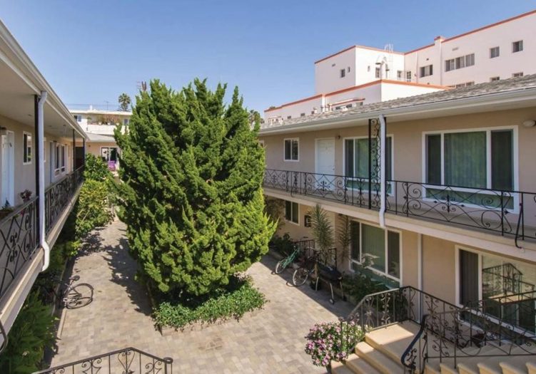 943 2nd Street # 3, Santa Monica, CA 90403