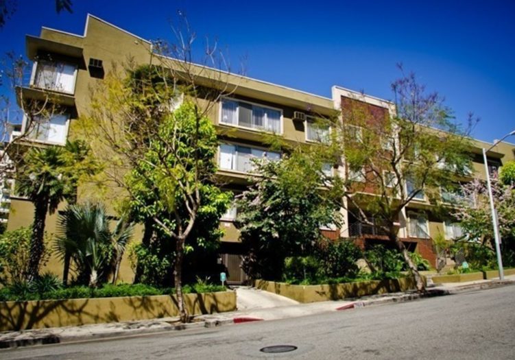 1155 Hacienda Place #209, West Hollywood, CA 90069