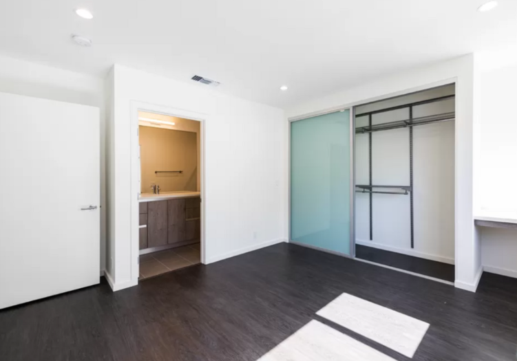 1434 10th Street #8, Santa Monica, CA 90401