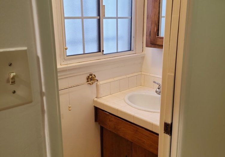 4360 Kraft Ave , Studio City, CA 91604