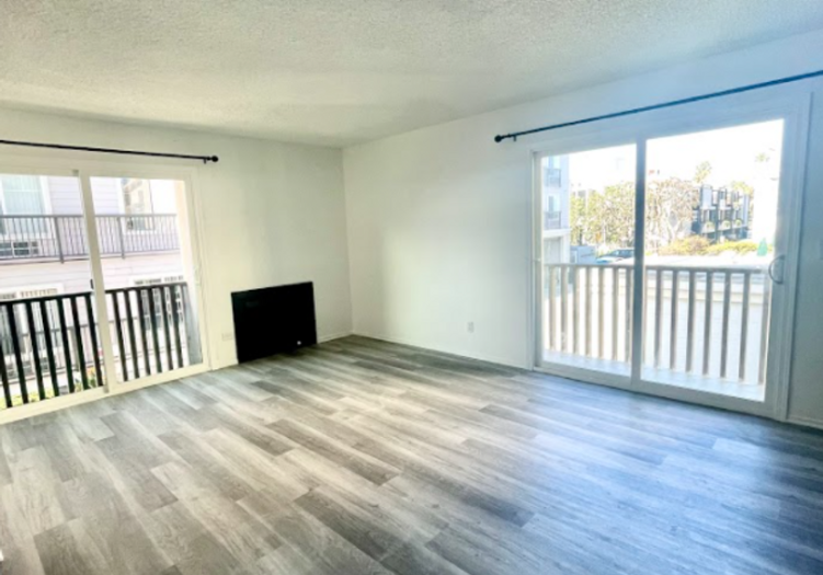 15 Ozone Ave #1, Venice, CA 90291